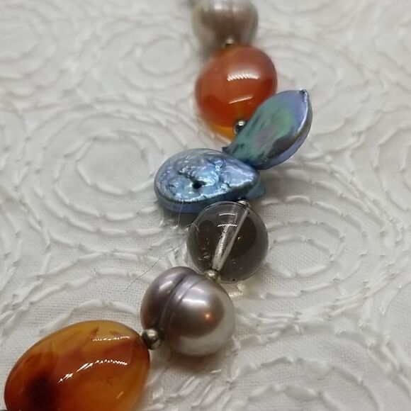 Stone Necklace Multiple Grey Yellow Blue Stones Necklace - Picture 9 of 12